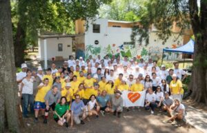 Equipo Galicia realizando voluntariado junto a PRIAR