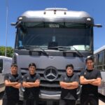 Becarios TruckCionar Futuro y Camión